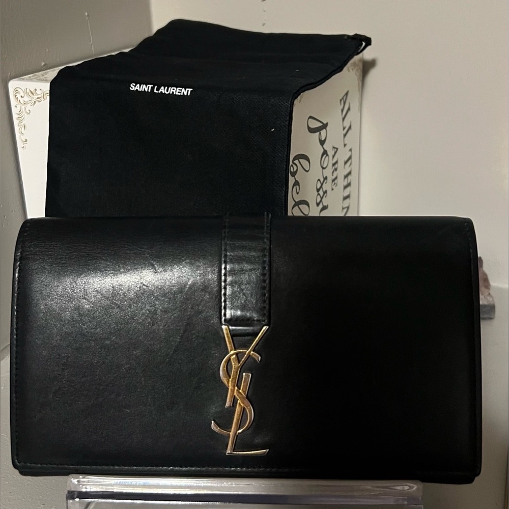 YVES SAINT LAURENT CASSANDRA LEATHER ZIP AROUND LONG WALLET W/ DUSTY
